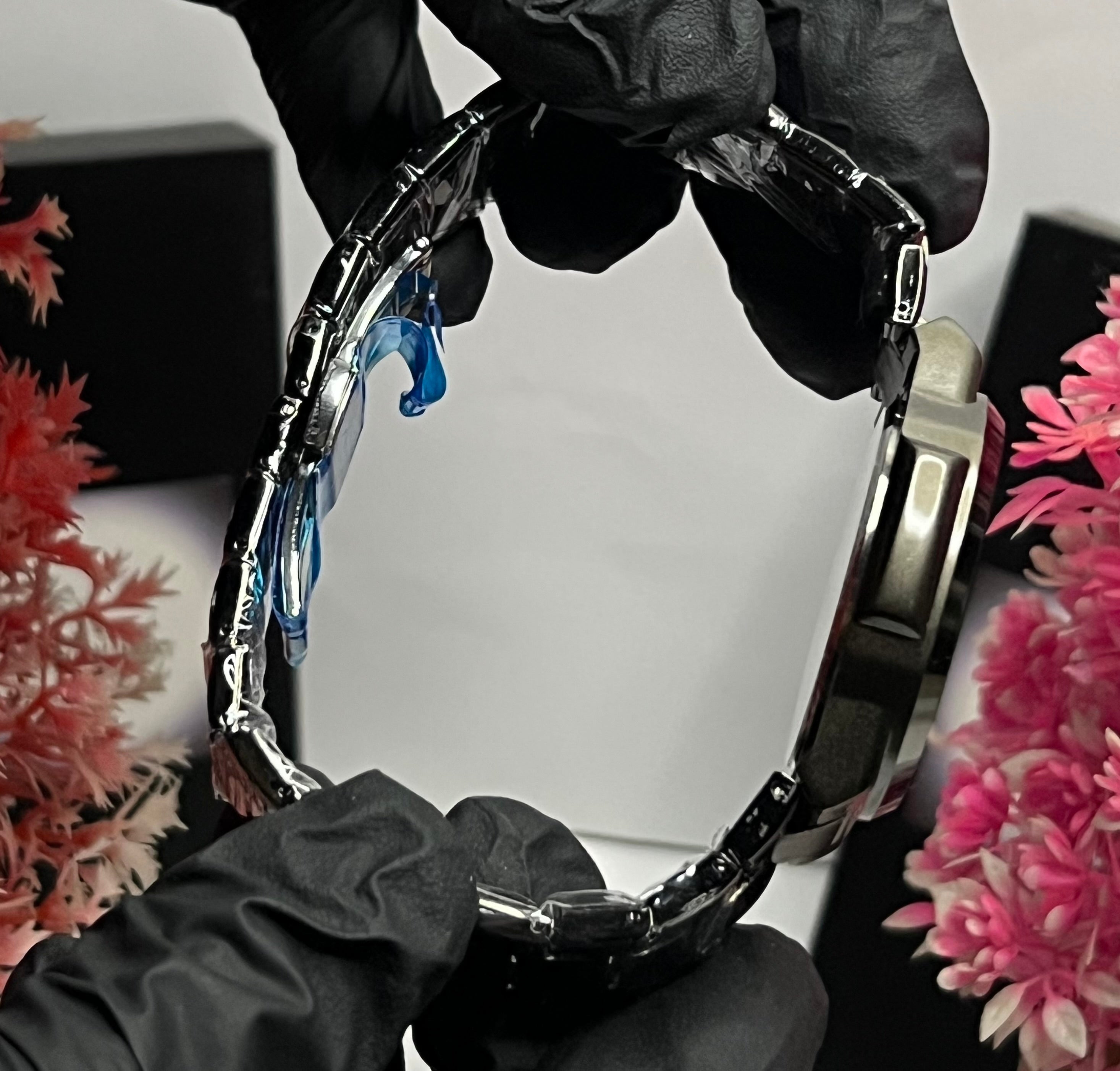 Patek Philippe Luxury Steel Watch with Black Textured Dial – Classic Date Edition