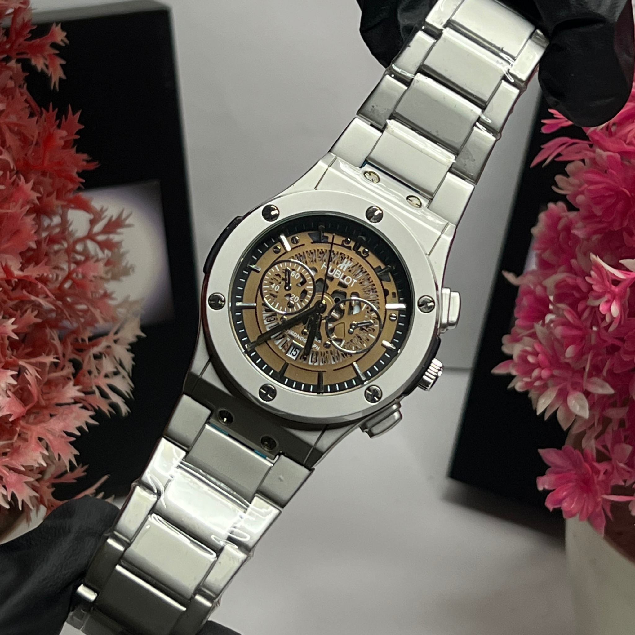 HUBLOT With Date Luxury Steel Watch – Skeleton Dial Edition