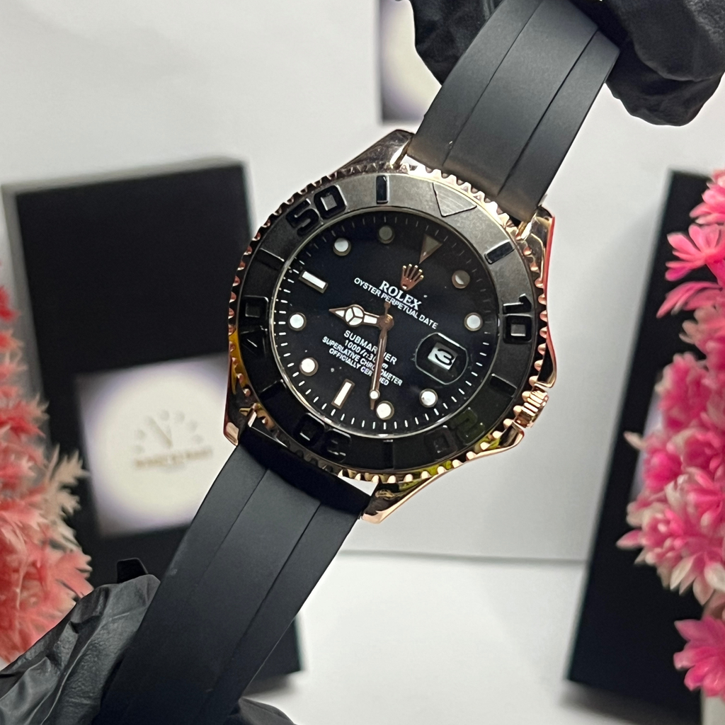 Rolex Strap Rose Gold With Black Rotating Dial With Master Lock